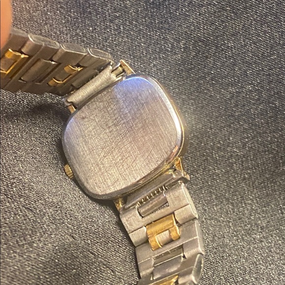 Lady’s Omega Geneva watch main image 6